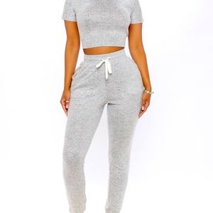 Give Me Credit Jogger Set
